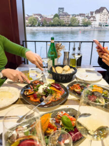 Infobasel.ch Restaurant-basel4-225x300 Restaurants