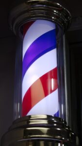 Infobasel.ch cmbcq6eoxxu-e1771622865650-169x300 Coiffeure