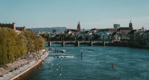 Infobasel.ch v66sxbmdva-e1771781228245-300x161 Über uns