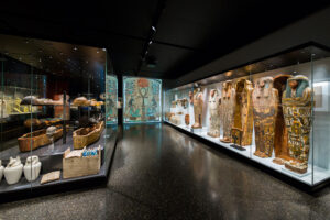 Antikenmuseum-Basel2-300x200 Antikenmuseum Basel – Archäologische Schatzkammer und klassizistische Architektur am St. Alban-Graben